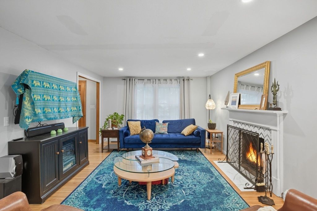 Fireplace, Interior, Living room, Recessed Lighting, Wood Texture Flooring