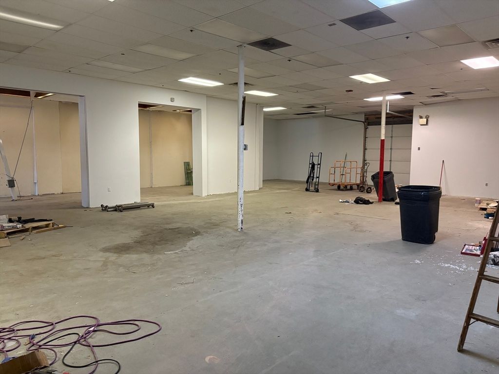 Interior, Recessed Lighting