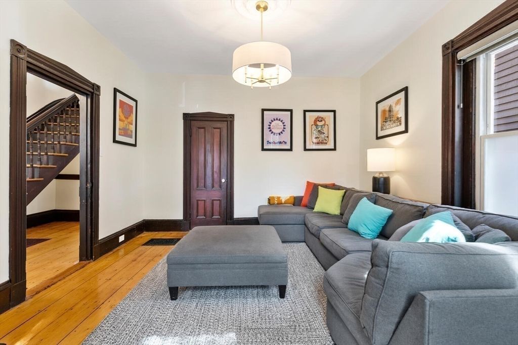 Interior, Living room, Pendant Lights, Wood Texture Flooring