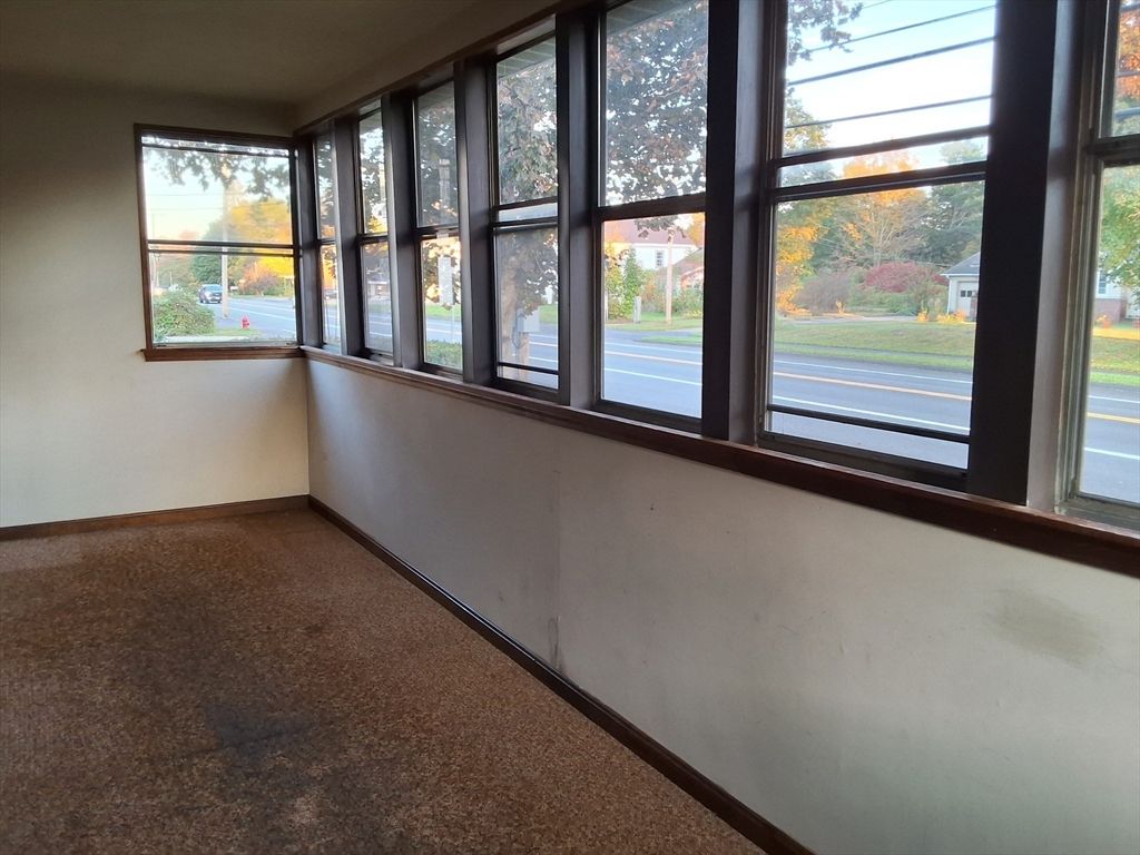 Empty room, Interior, Sun Room
