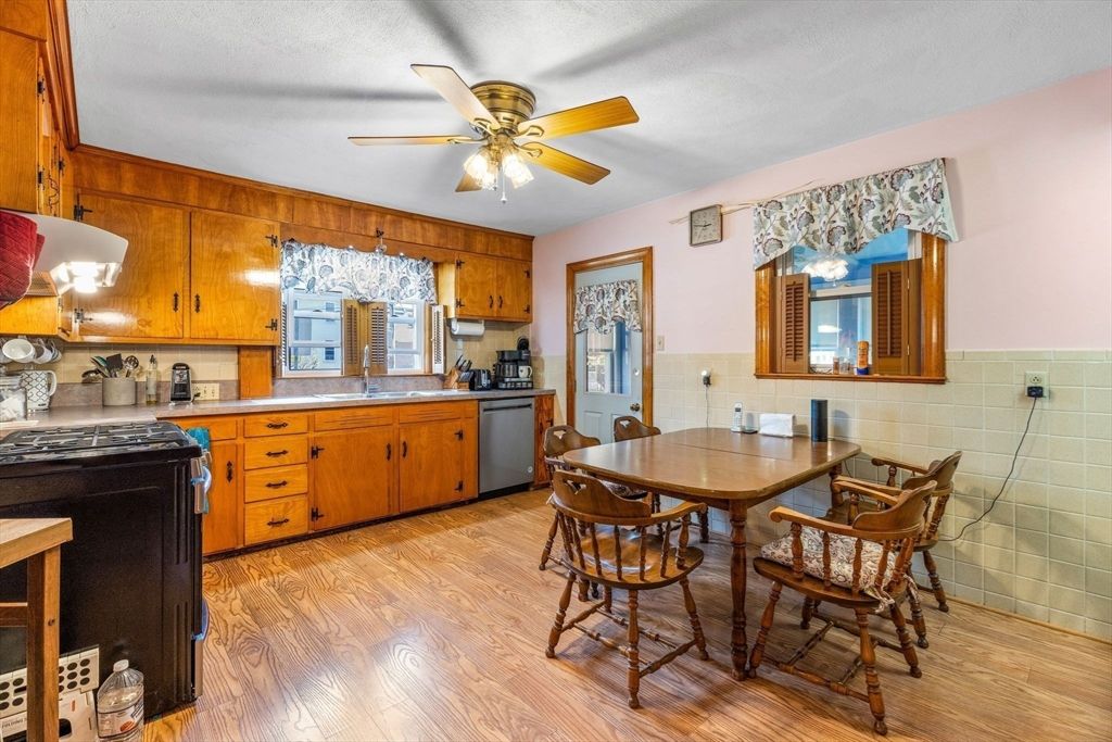 Dining room, Interior, Kitchen, Wood Texture Flooring