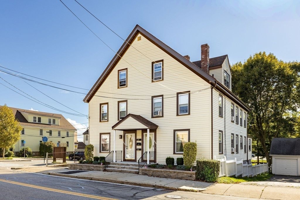 Detached Garage, Exterior, Facade, Queen Anne Victorian