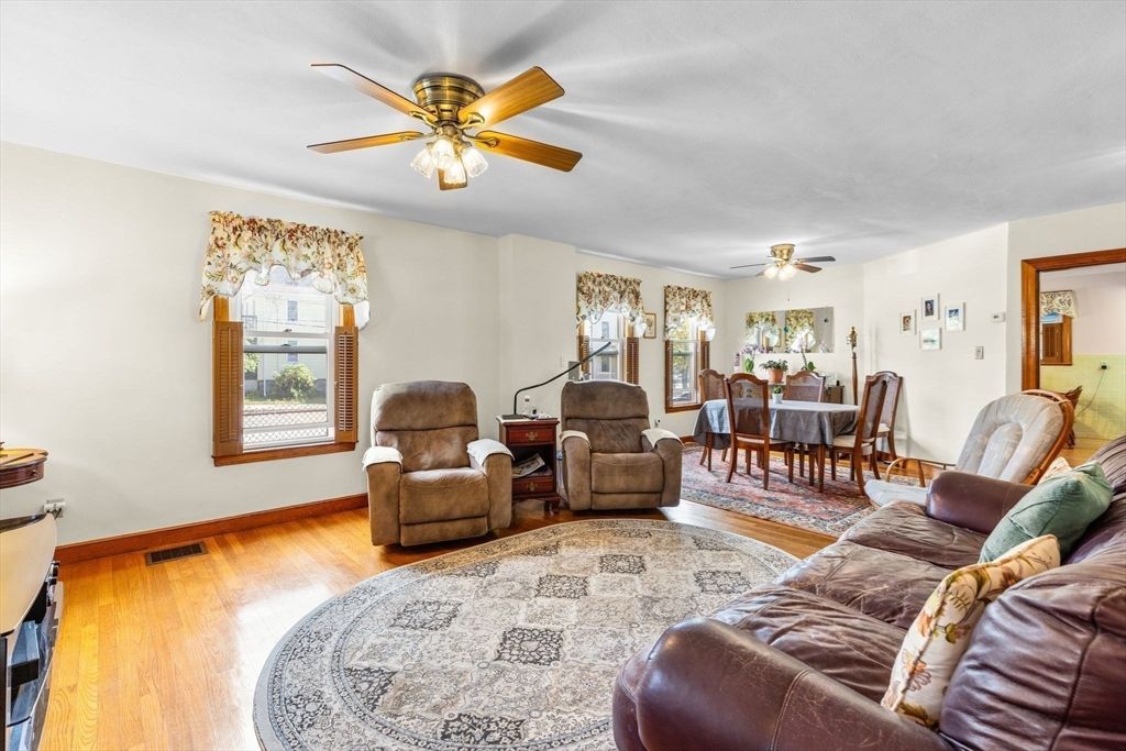 Dining room, Interior, Living room, Wood Texture Flooring