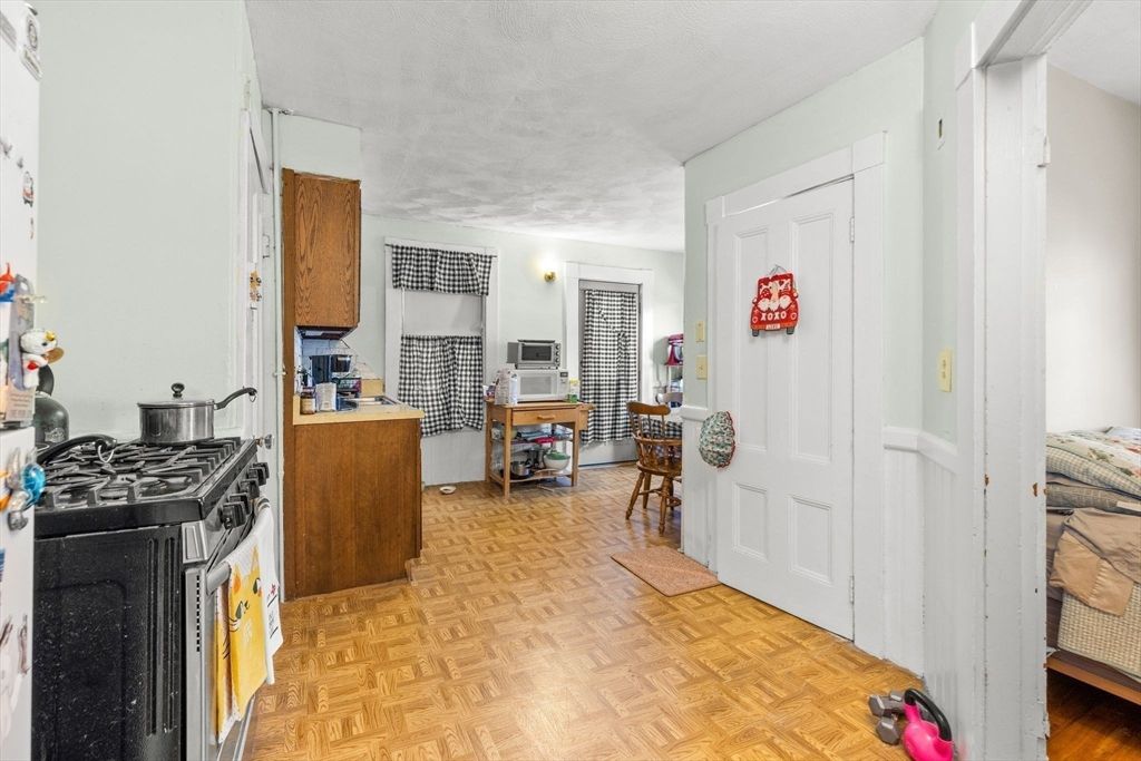 Interior, Kitchen, Wood Texture Flooring