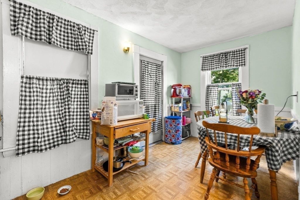 Dining room, Interior, Wood Texture Flooring