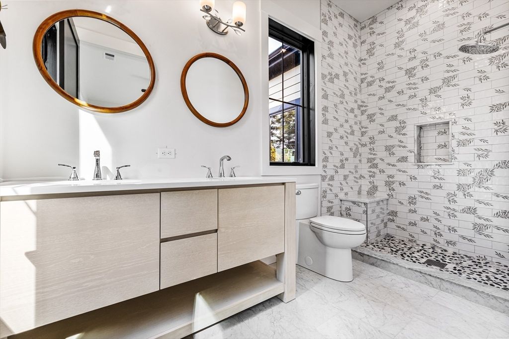 Bathroom, Dual Sink Vanities, Interior, Marble