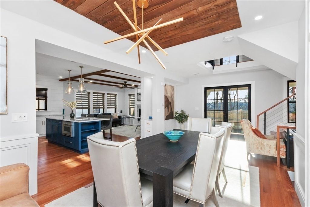 Dining room, Interior, Kitchen, Living room, Pendant Lights, Recessed Lighting, Wooden Ceilings, Wood Texture Flooring