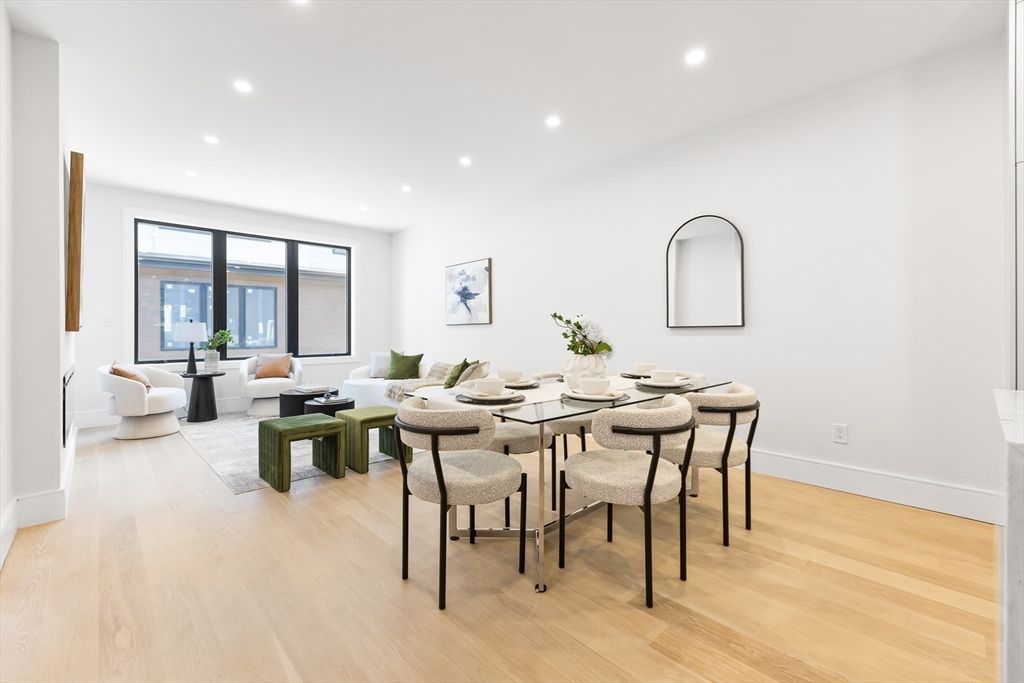 Dining room, Interior, Living room, Recessed Lighting, Wood Texture Flooring