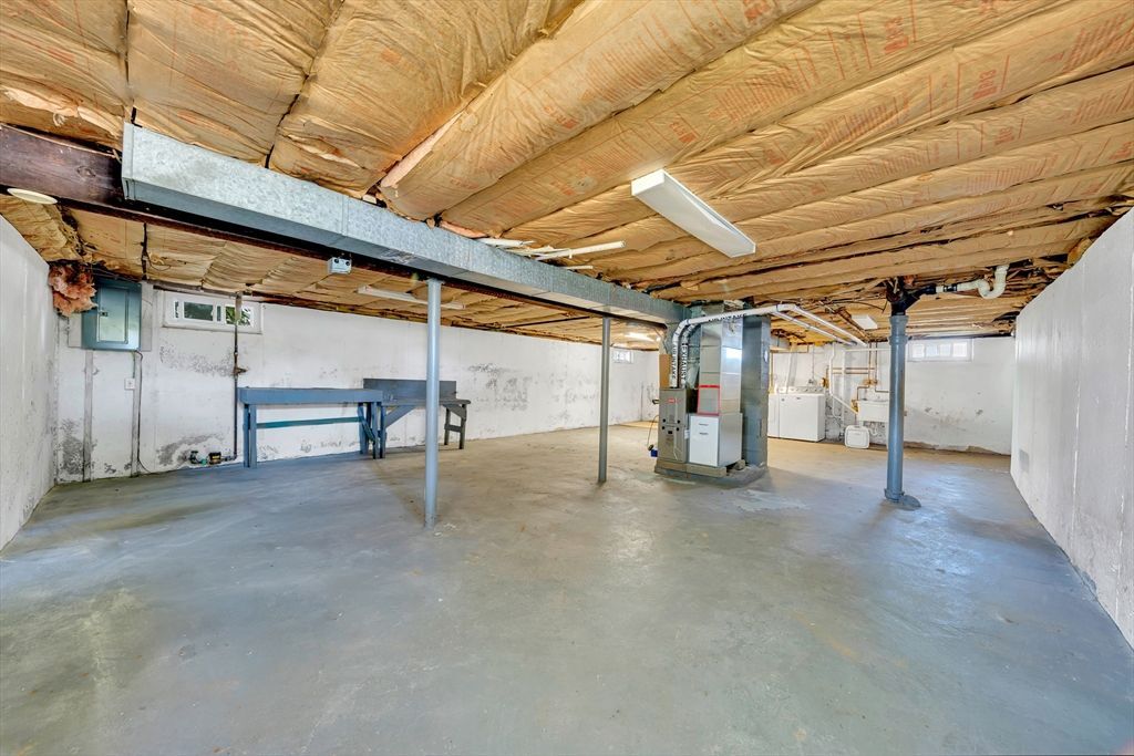 Interior, Wooden Beams