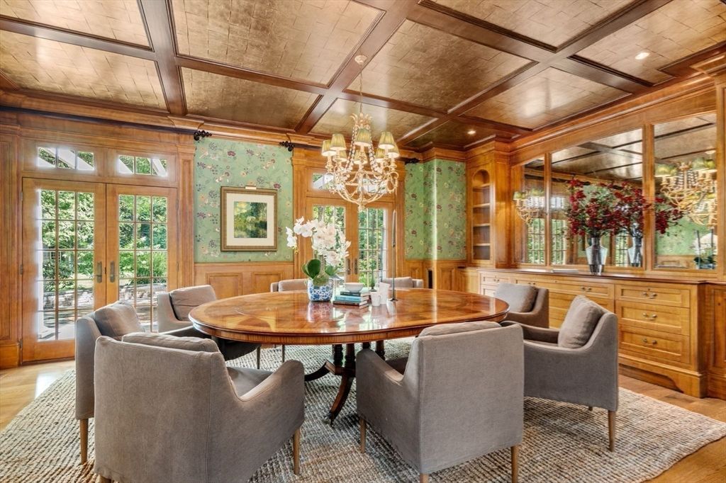 Chandelier, Dining room, Interior, Recessed Lighting, Wooden Beams, Wooden Ceilings, Wood Texture Flooring