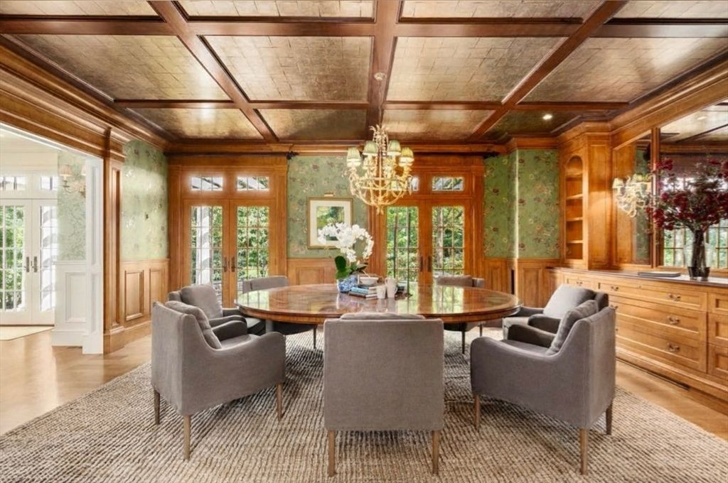 Chandelier, Dining room, Interior, Recessed Lighting, Wooden Beams, Wooden Ceilings, Wood Texture Flooring, Wooden Walls