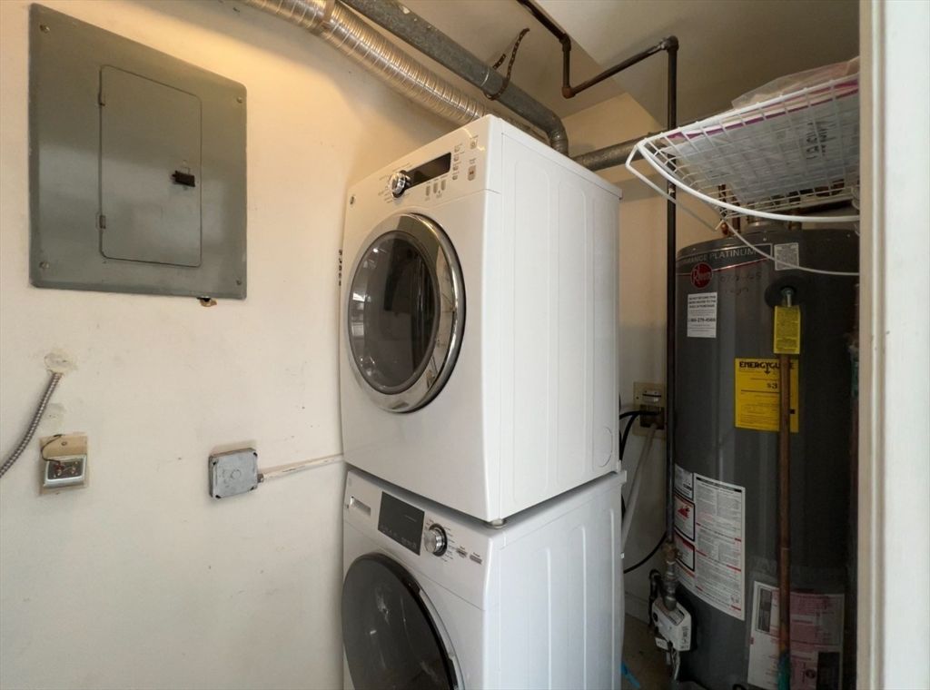 Interior, Utility Closets, Washer