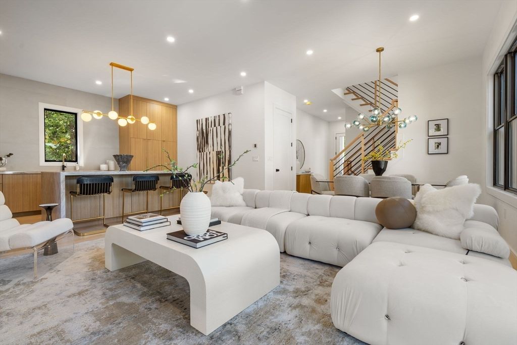 Interior, Living room, Pendant Lights, Recessed Lighting