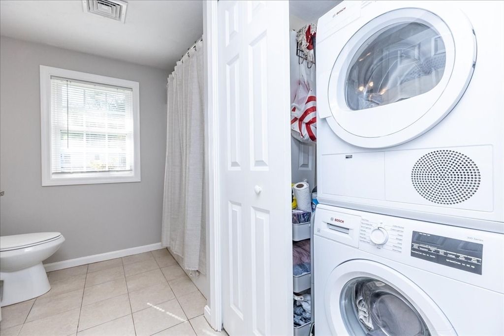 Interior, Utility Closets, Washer