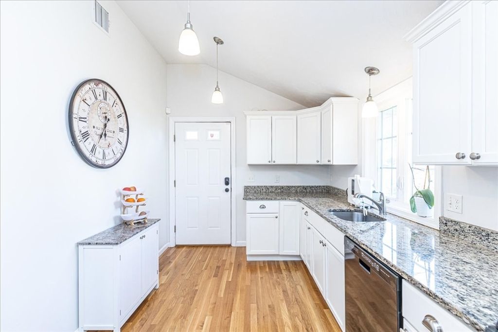 Interior, Kitchen, Pendant Lights, Wood Texture Flooring