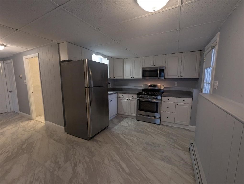 Interior, Kitchen, Marble, Stainless Steel Appliances