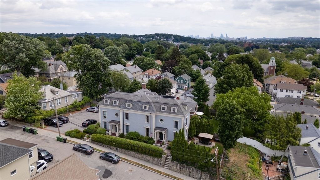 Exterior, Drone