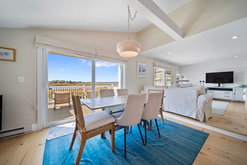 Dining room, Interior, Living room, Pendant Lights, Recessed Lighting, Water, Wood Texture Flooring