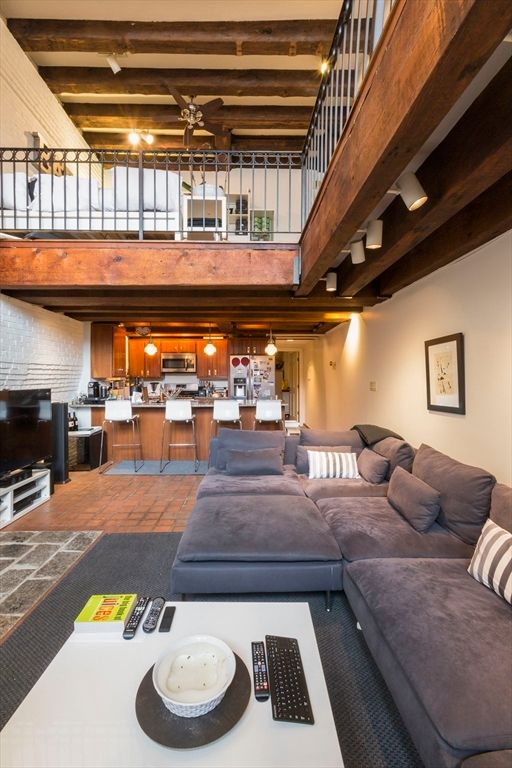 Interior, Kitchen, Living room, Pendant Lights, Wooden Beams
