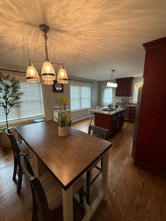 Chandelier, Dining room, Interior, Kitchen, Pendant Lights, Wood Texture Flooring