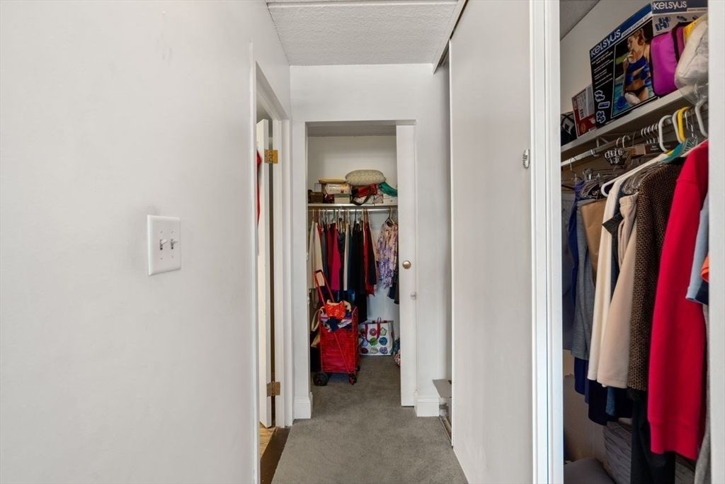 Interior, Walk-in Closets