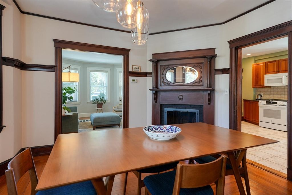 Dining room, Fireplace, Interior, Kitchen, Wood Texture Flooring