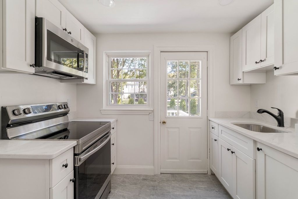 Interior, Kitchen, Stainless Steel Appliances