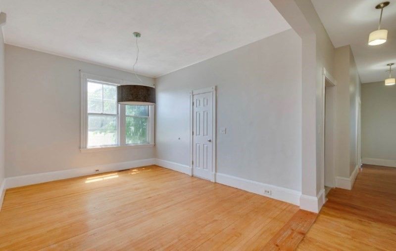 Empty room, Interior, Pendant Lights, Wood Texture Flooring