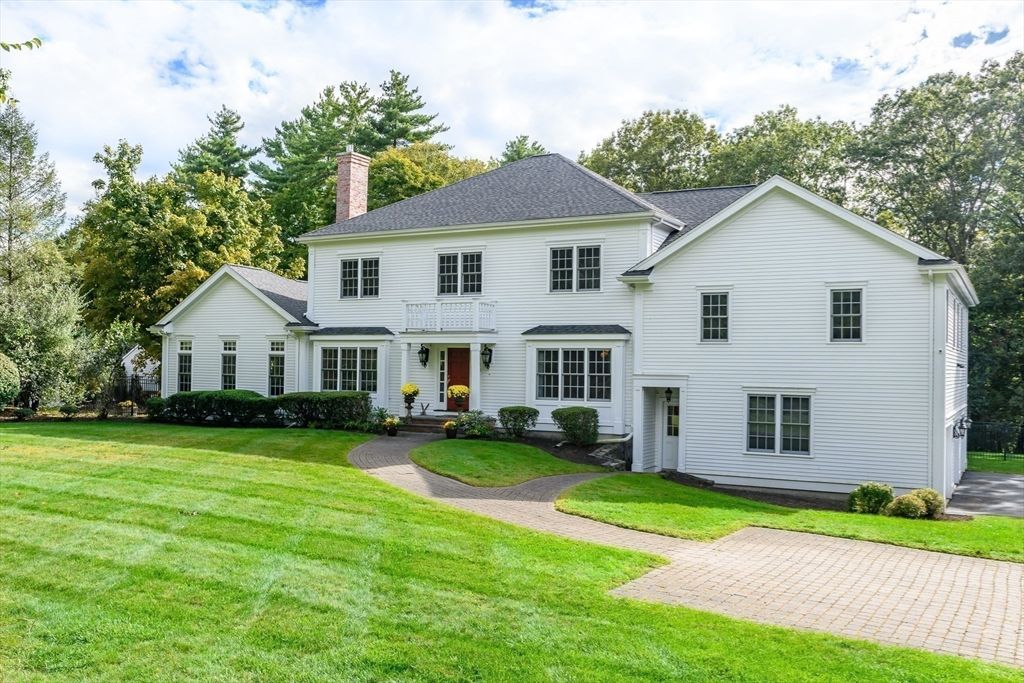 Backyard, Exterior, Facade, Farmhouse