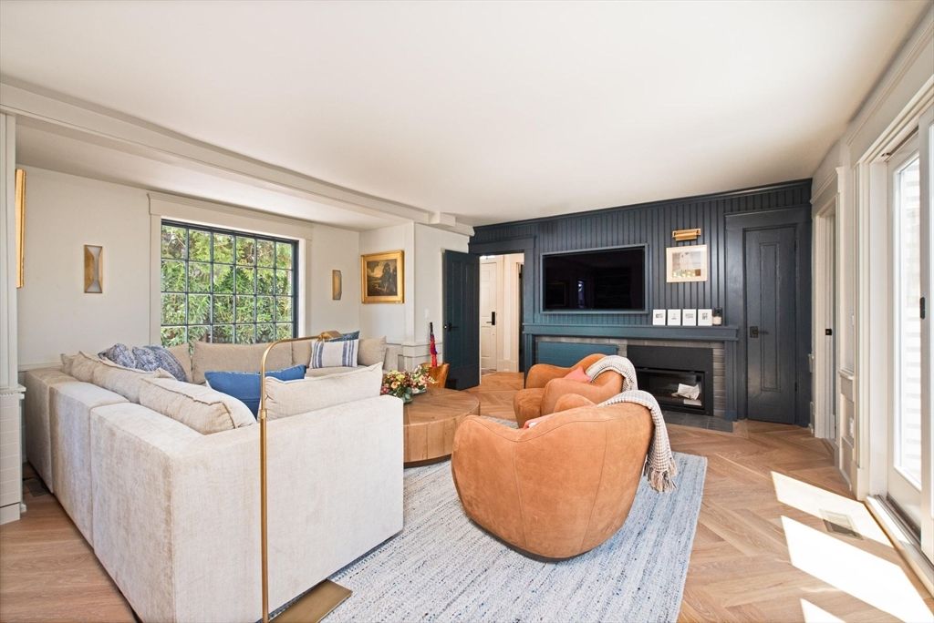 Fireplace, Interior, Living room, Wood Texture Flooring