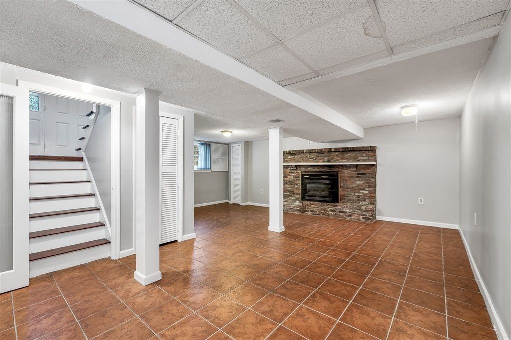 Empty room, Fireplace, Interior, Stone Walls