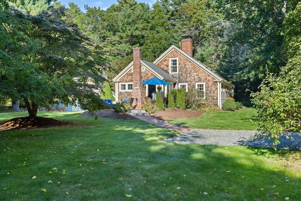 Backyard, Exterior, Facade, Brick Facade, Tudor Revival