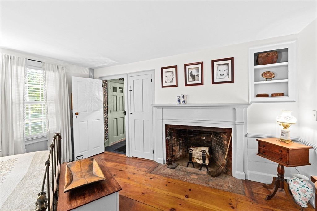 Fireplace, Interior, Wood Texture Flooring