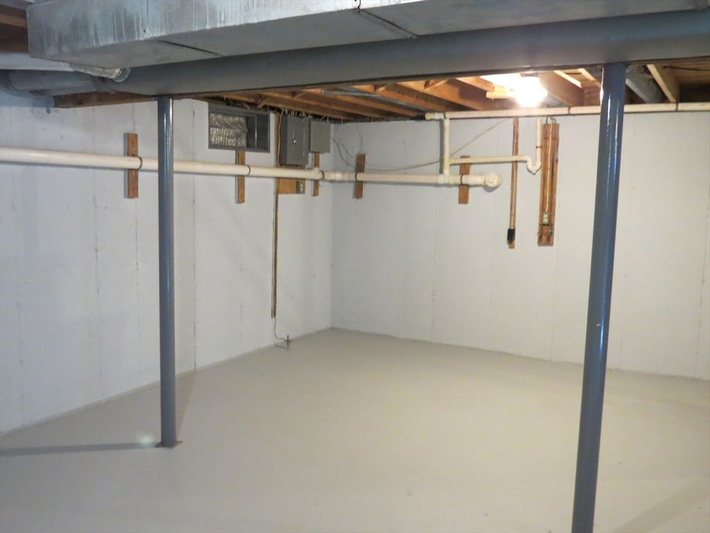 Empty room, Garage, Interior