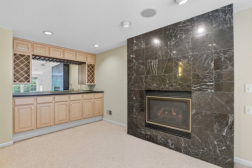 Billiard Table, Game Room, Interior, Living room, Recessed Lighting