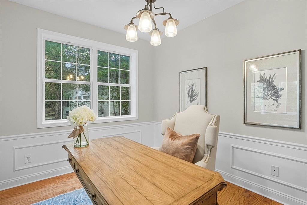 Dining room, Interior, Wood Texture Flooring
