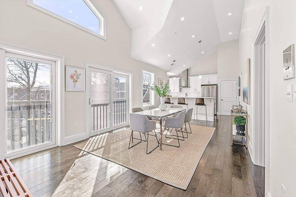Dining room, Interior, Kitchen, Pendant Lights, Recessed Lighting, Stainless Steel Appliances, Wood Texture Flooring