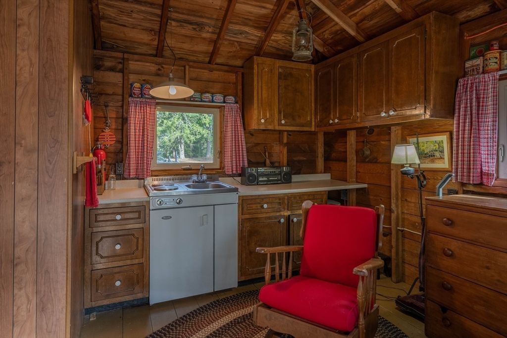 Interior, Kitchen, Pendant Lights, Wooden Ceilings, Wooden Walls