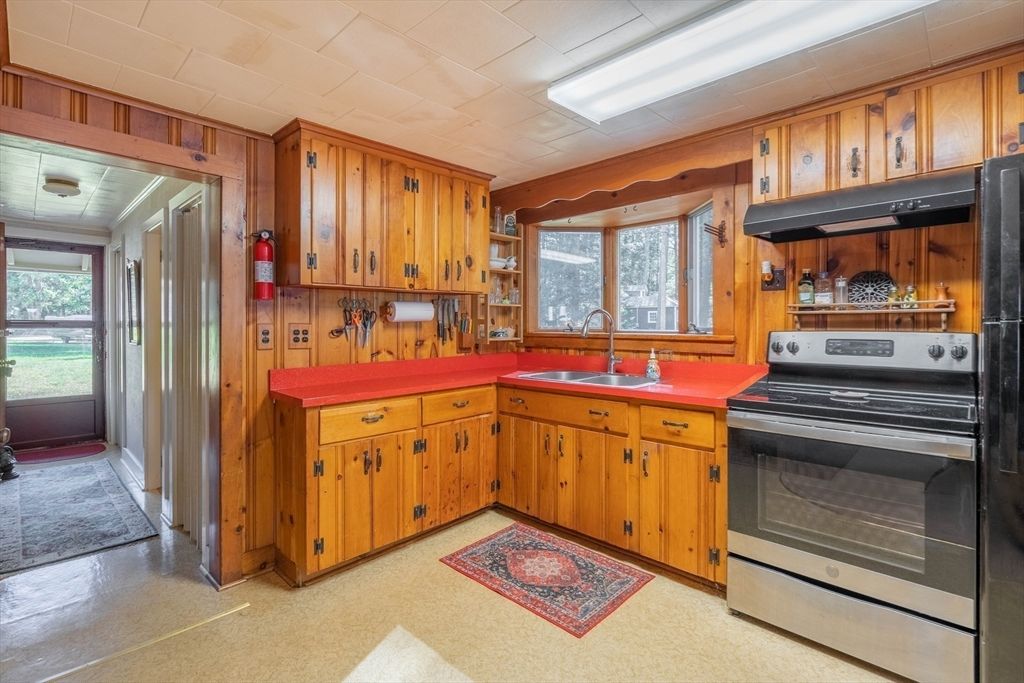 Interior, Kitchen, Wooden Walls
