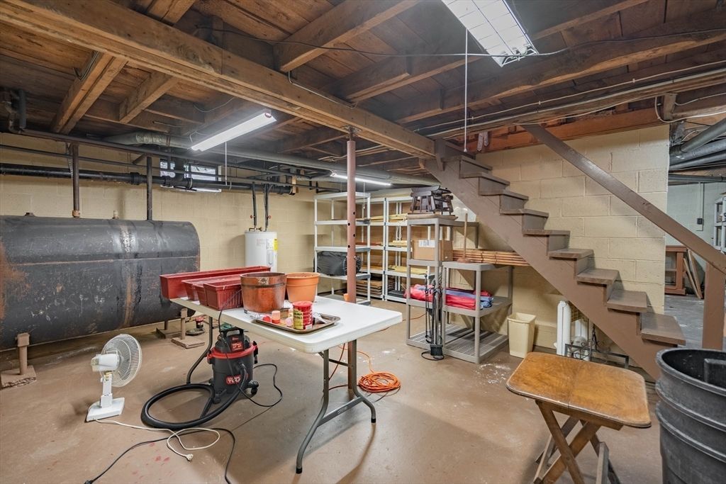 Interior, Wooden Beams