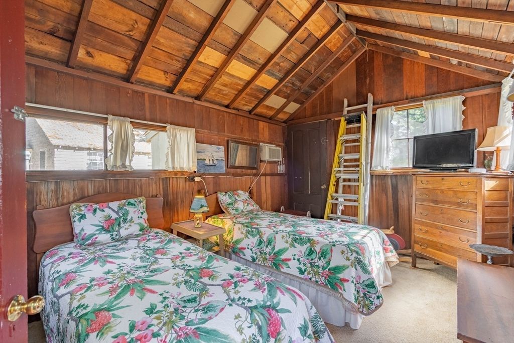 Bedroom, Interior, Wooden Beams, Wooden Ceilings, Wooden Walls