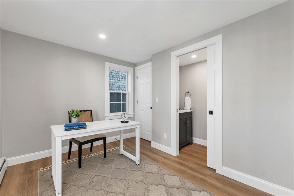 Home Office, Interior, Recessed Lighting, Wood Texture Flooring