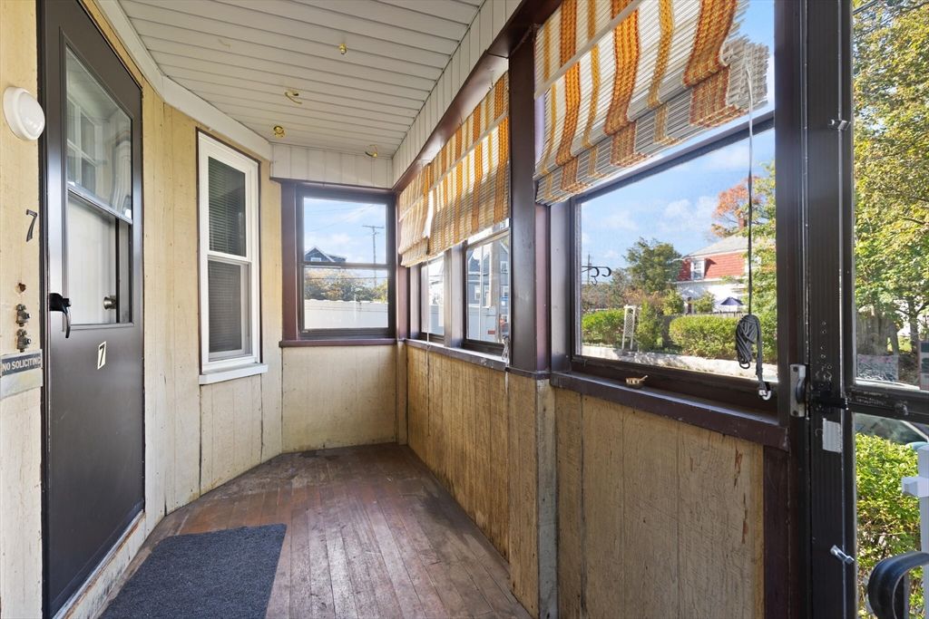 Interior, Sun Room, Wood Texture Flooring