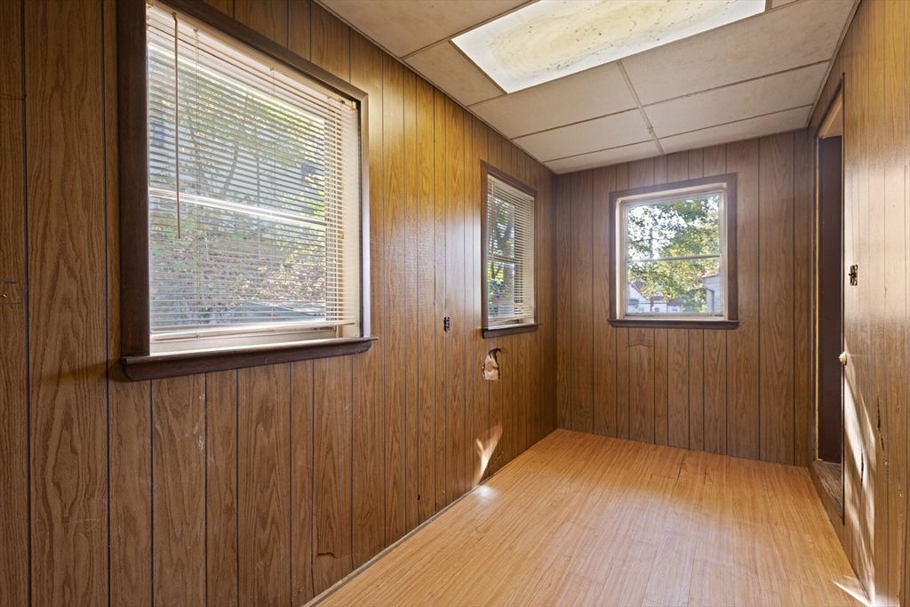 Empty room, Interior, Wood Texture Flooring, Wooden Walls