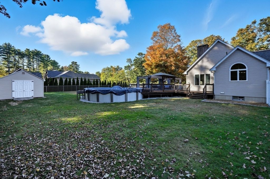 Backyard, Exterior, Hot Tub, Pool