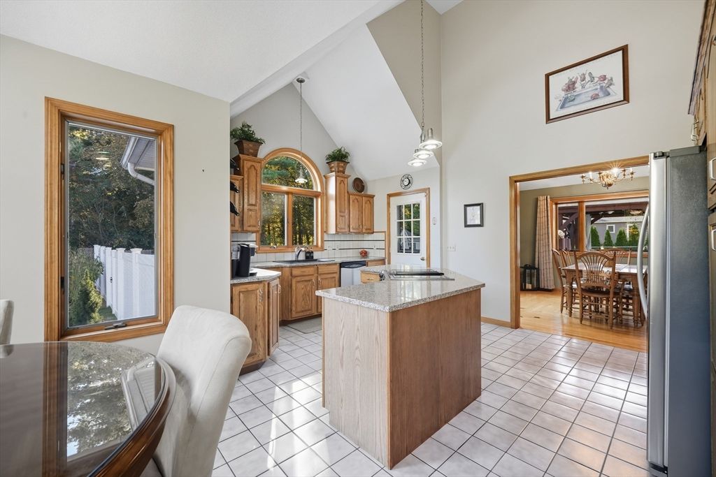 Dining room, Interior, Kitchen, Pendant Lights