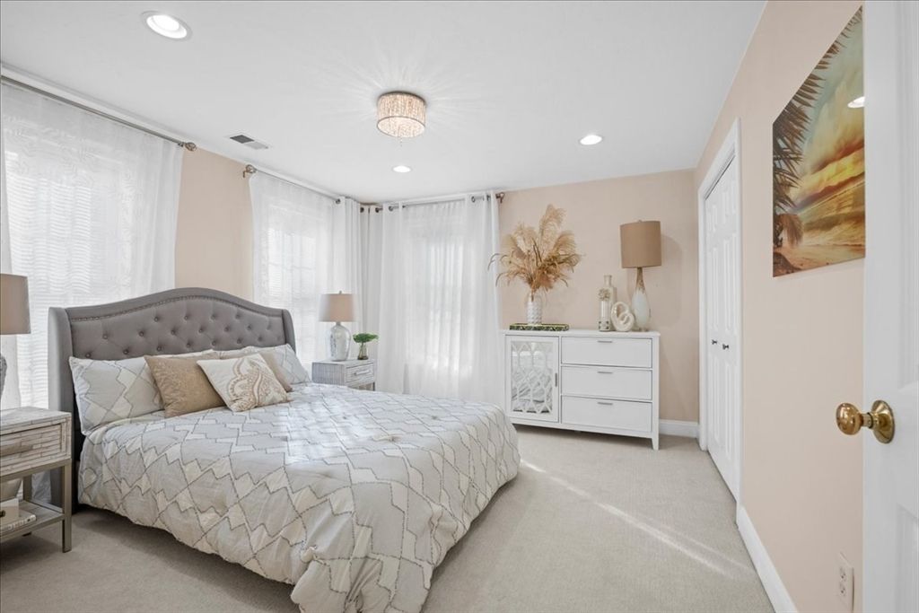 Bedroom, Interior, Recessed Lighting