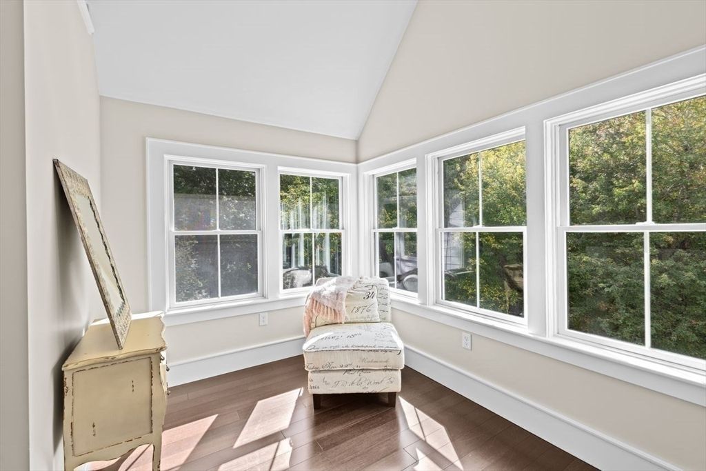 Interior, Sun Room, Wood Texture Flooring