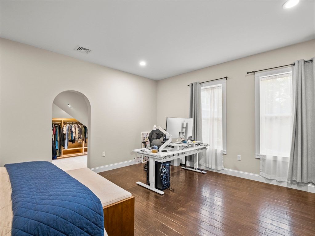 Home Office, Interior, Recessed Lighting, Wood Texture Flooring