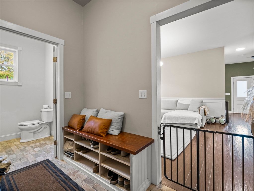 Bathroom, Interior, Recessed Lighting, Wood Texture Flooring